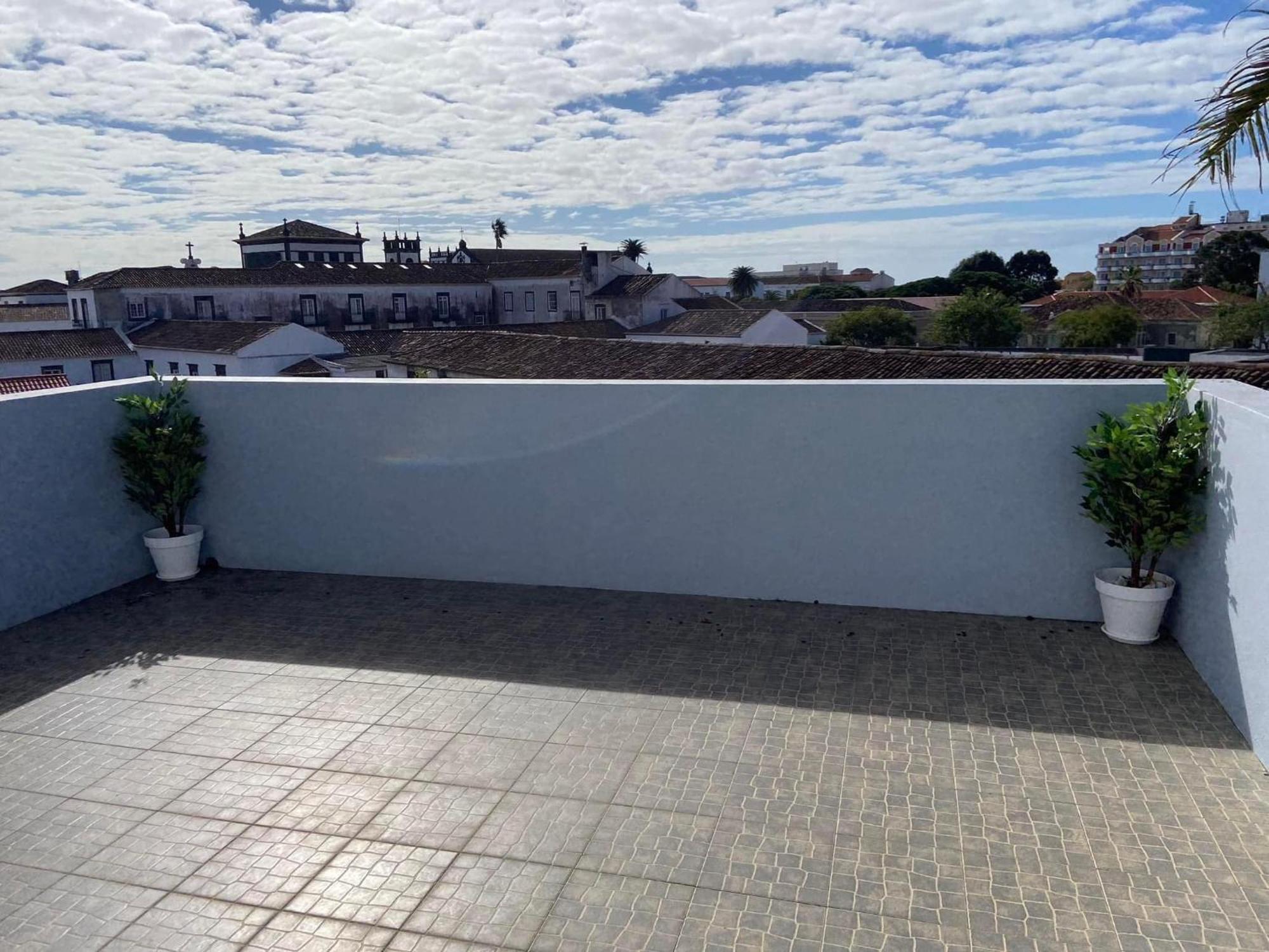 Azor International Apartment I 蓬塔德尔加达 外观 照片